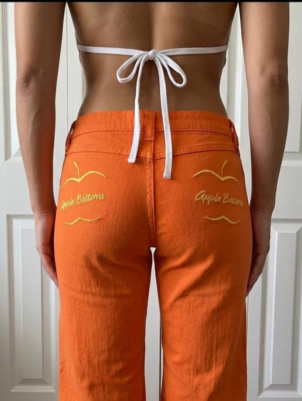 Apple Bottoms Orange Capri with Script Logo Size 8 Y2K Festive Vib